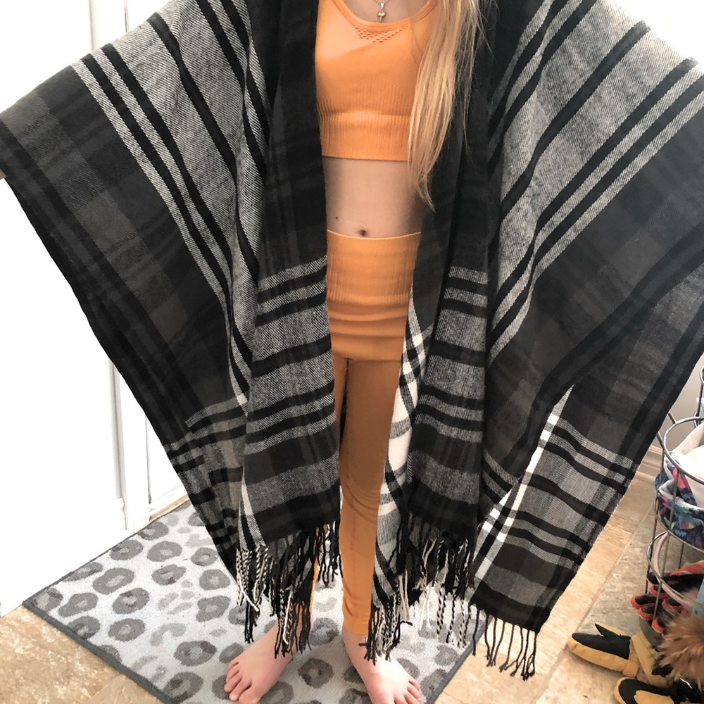 Poncho warm and so soft